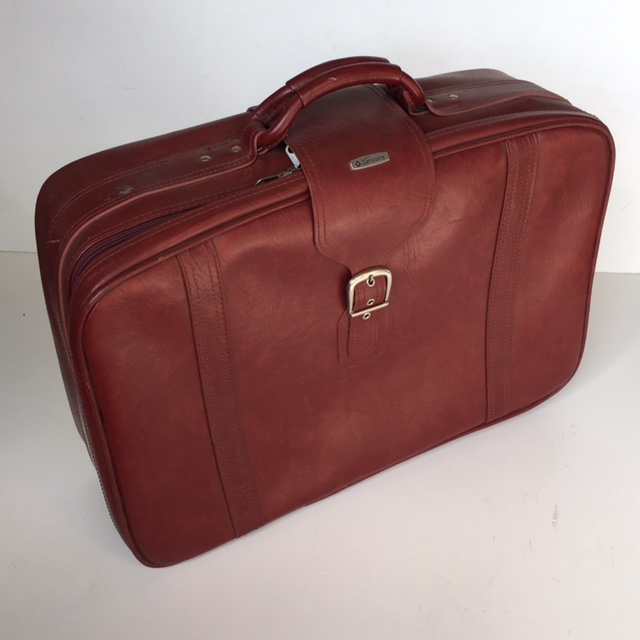 SUITCASE, Medium Red Brown Vinyl w Buckle - 1970-80s